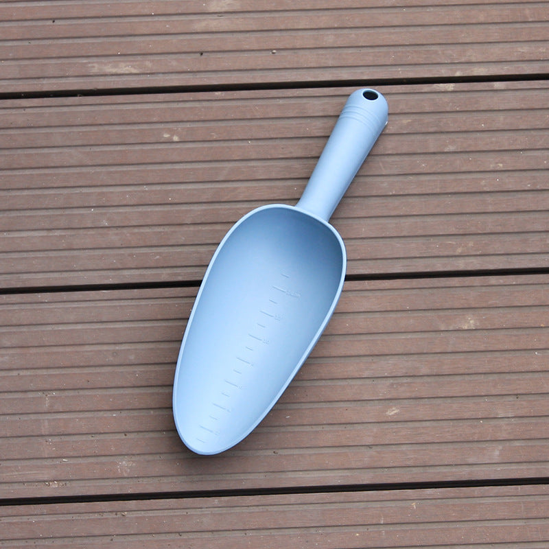 The Ultimate Gardening Helper: Durable Flower Spade