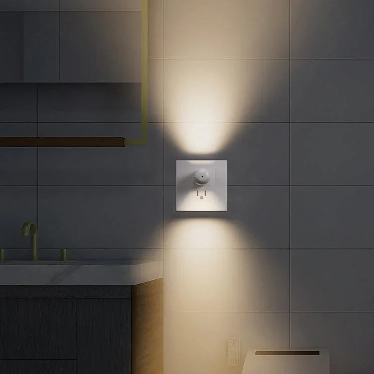 Smart LED Wall Socket Night Light With Auto-Dimmer