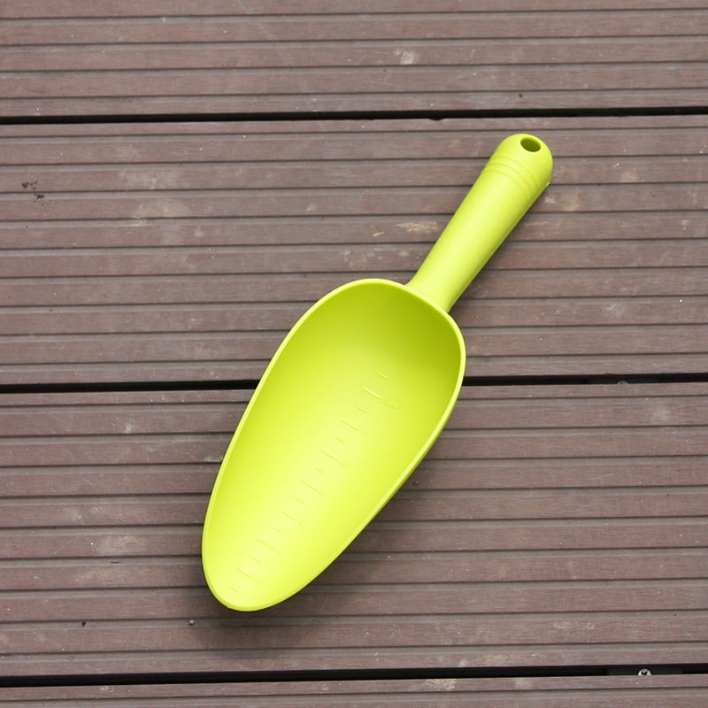 The Ultimate Gardening Helper: Durable Flower Spade