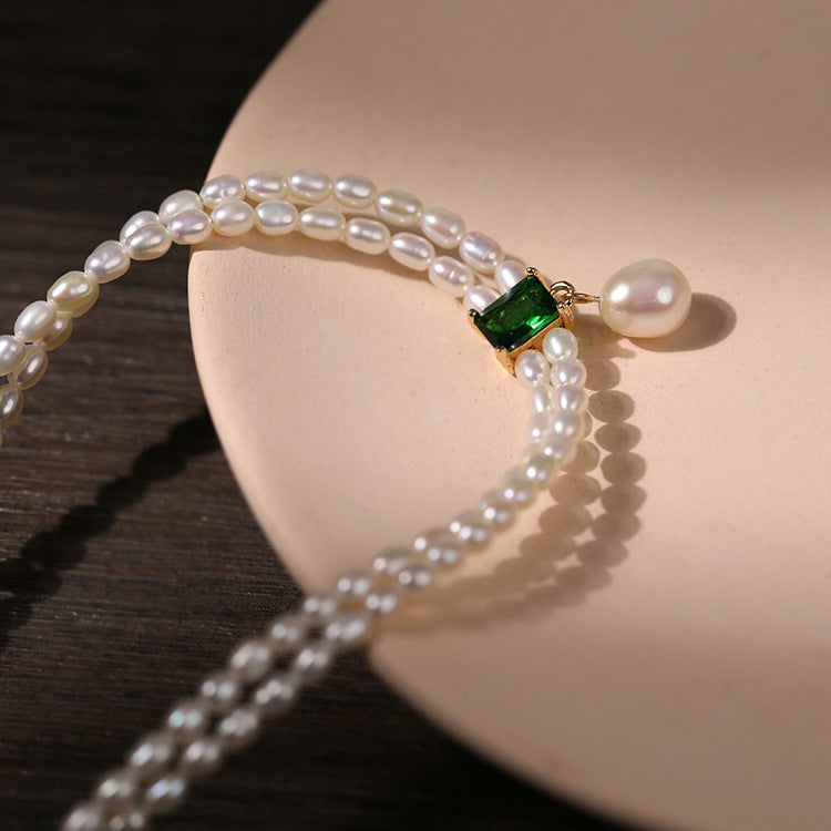 Elegant Emerald Freshwater Pearl Short Necklace