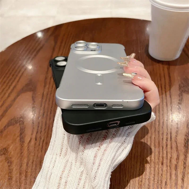 🔥🖤Early Black Friday Sale:55% OFF🔥Slim Frameless Magnetic Phone Case for iPhone