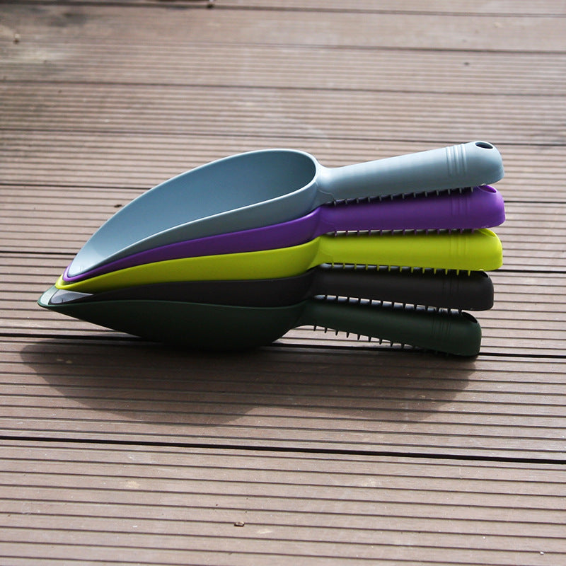 The Ultimate Gardening Helper: Durable Flower Spade