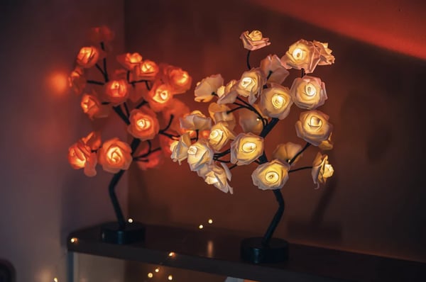 Forever Rose Tree Lamp