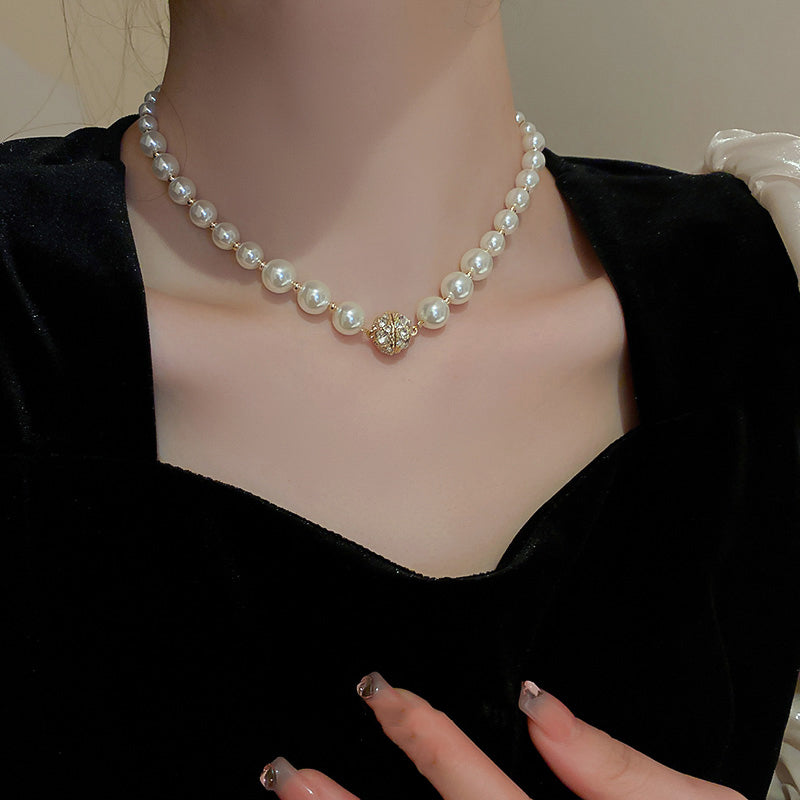 Vintage Style Magnetic Pearl Necklace