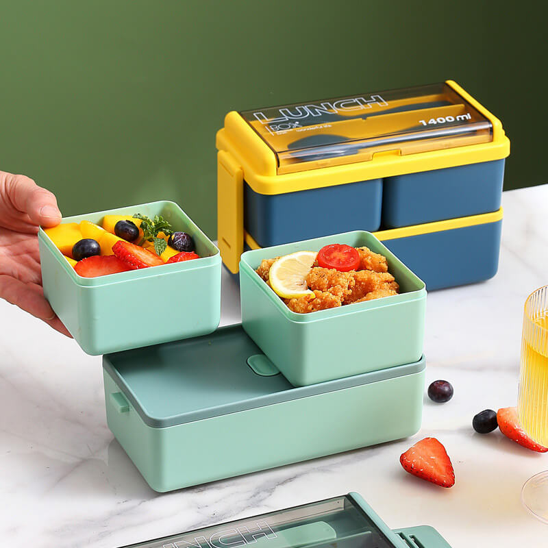 Double layer plastic lunch box microwave heatable