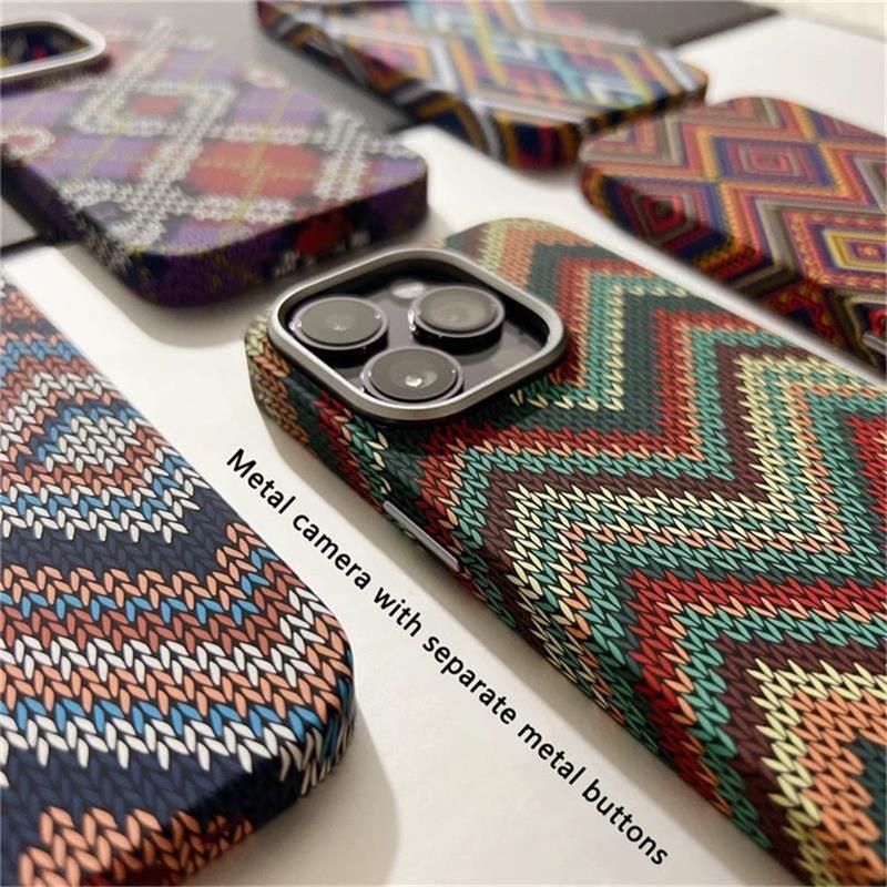 Bohemian Style Night Glow Patterned Magnetic Phone Case for Iphone